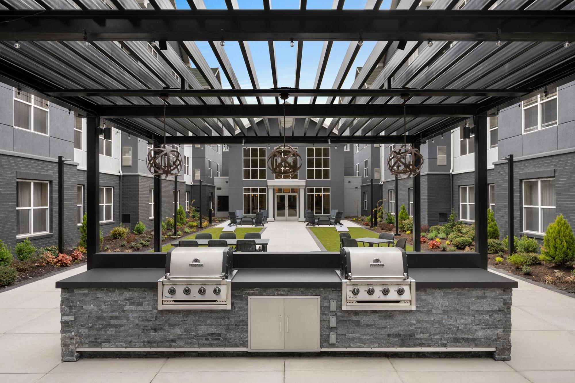 Homewood Suites Hillsboro Beaverton Exterior photo